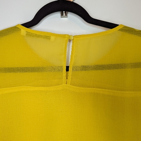 Cupcakes & Cashmere Katlyn Top in Safron Yellow as Sold on Revolve - Picture 5 of 10